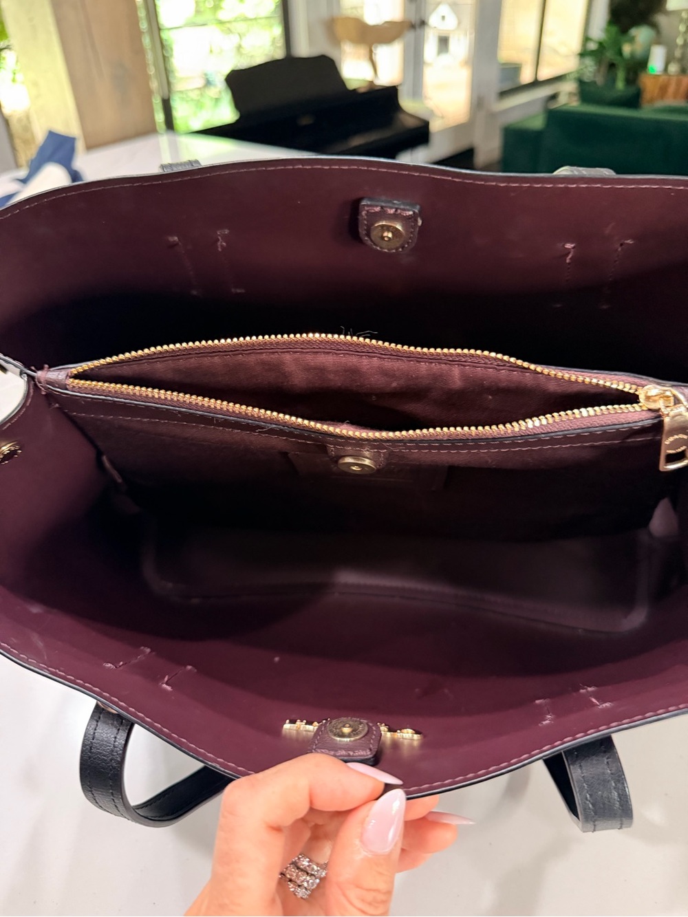 Coach Black Leather Tote with Gold Logo Plaque - Picture 4 of 4